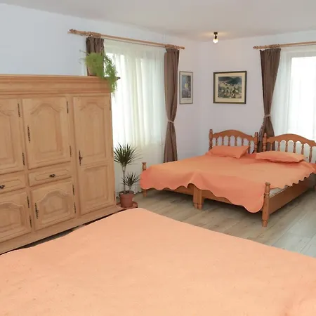 Raza Soarelui Homestay